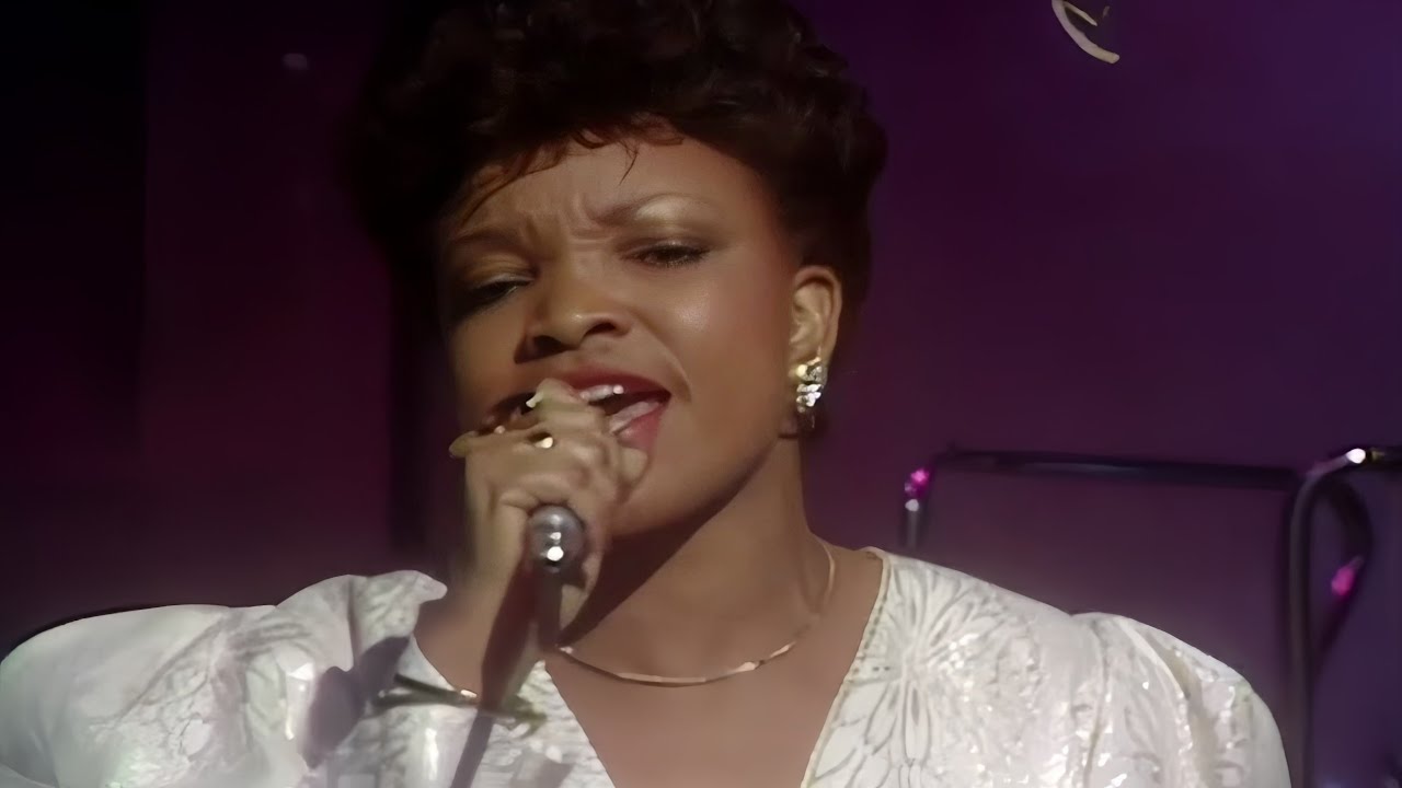 Judy Boucher (4K Remaster) Can't Be With You Tonight