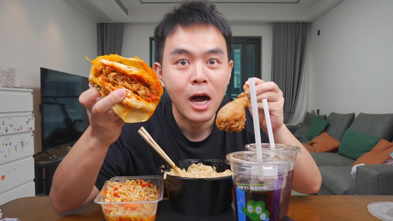 中国的外卖大战已经&ldquo;杀疯了&rdquo;，小翔哥点了一桌子竟然几乎没花钱