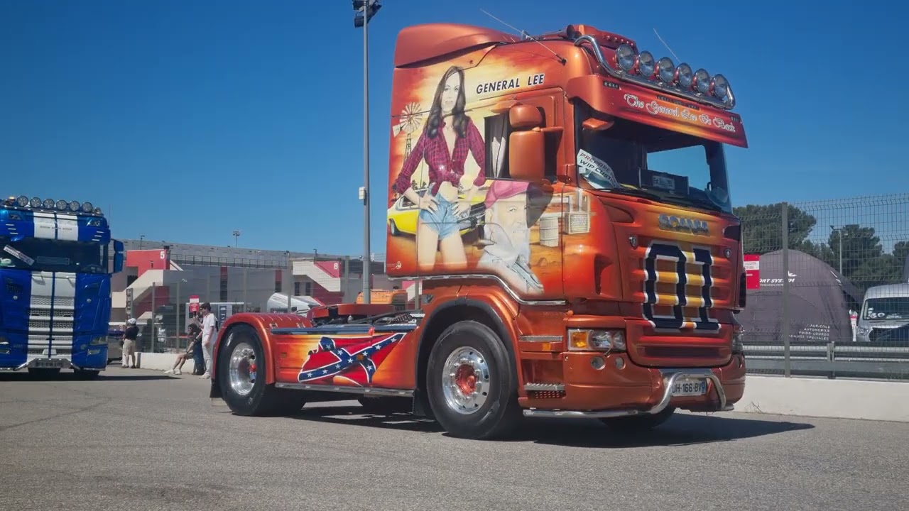 Camions décorés circuit Paul ricard