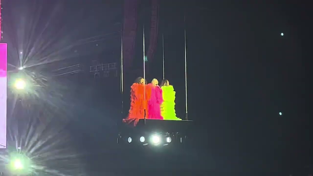 Little Mix Confetti Tour - Happiness/No More Sad Songs (Sheffield 19/04/22)