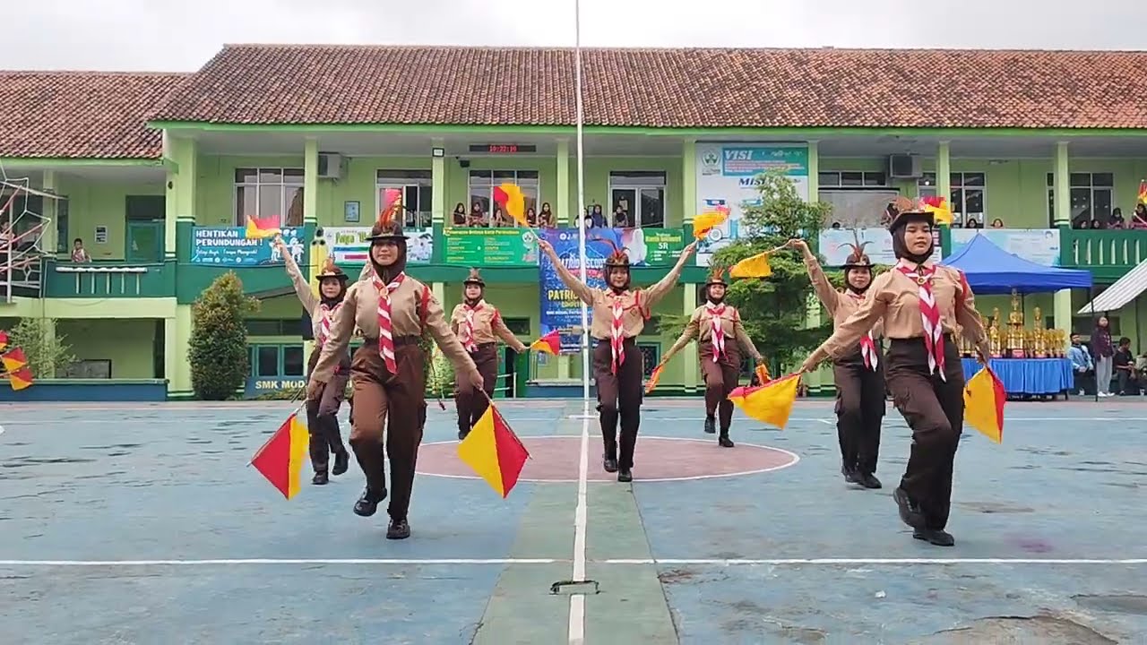 LOMBA SMAPHORE DANCE - SMK PATRIOT CIAWIGEBANG