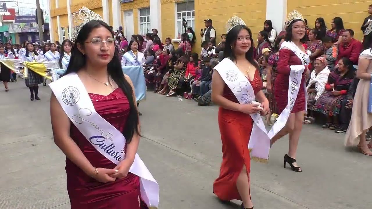 Desfile 2025 de  Nivel  Básico y Divercificado San Juan Ostuncalco 15 de septiembre 