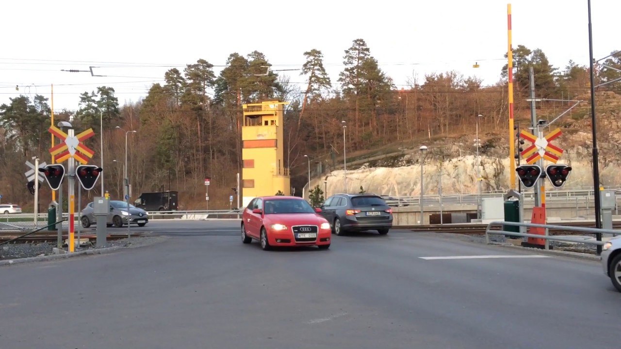 Järnvägsövergång AGA / Swedish railroad crossing