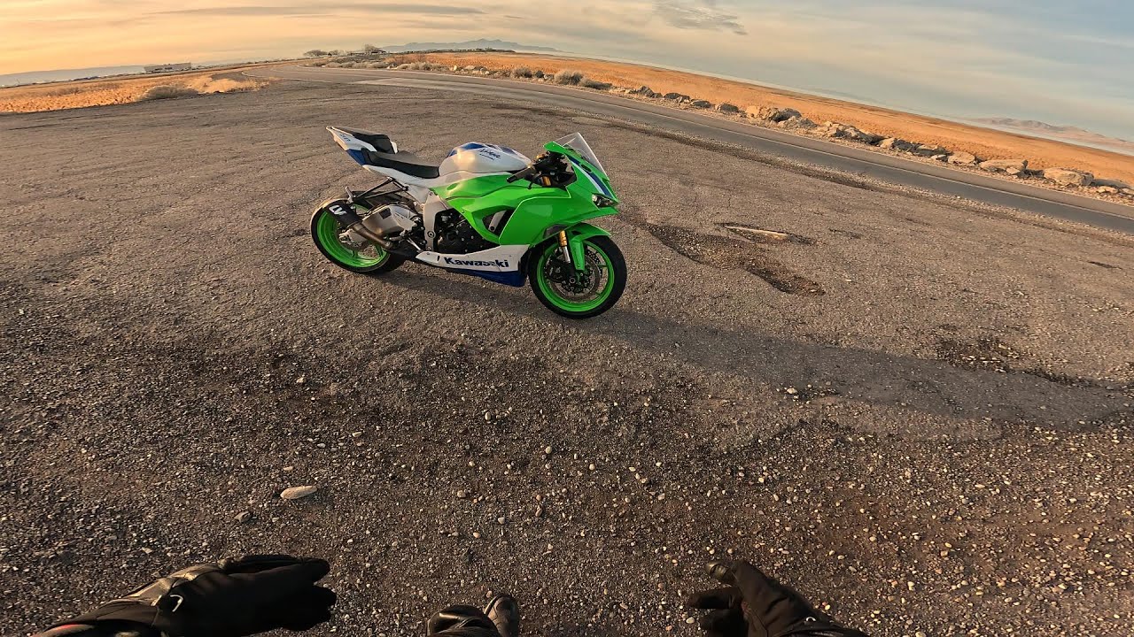 Kawasaki ZX6R - ONLY A TWO LANE ROAD