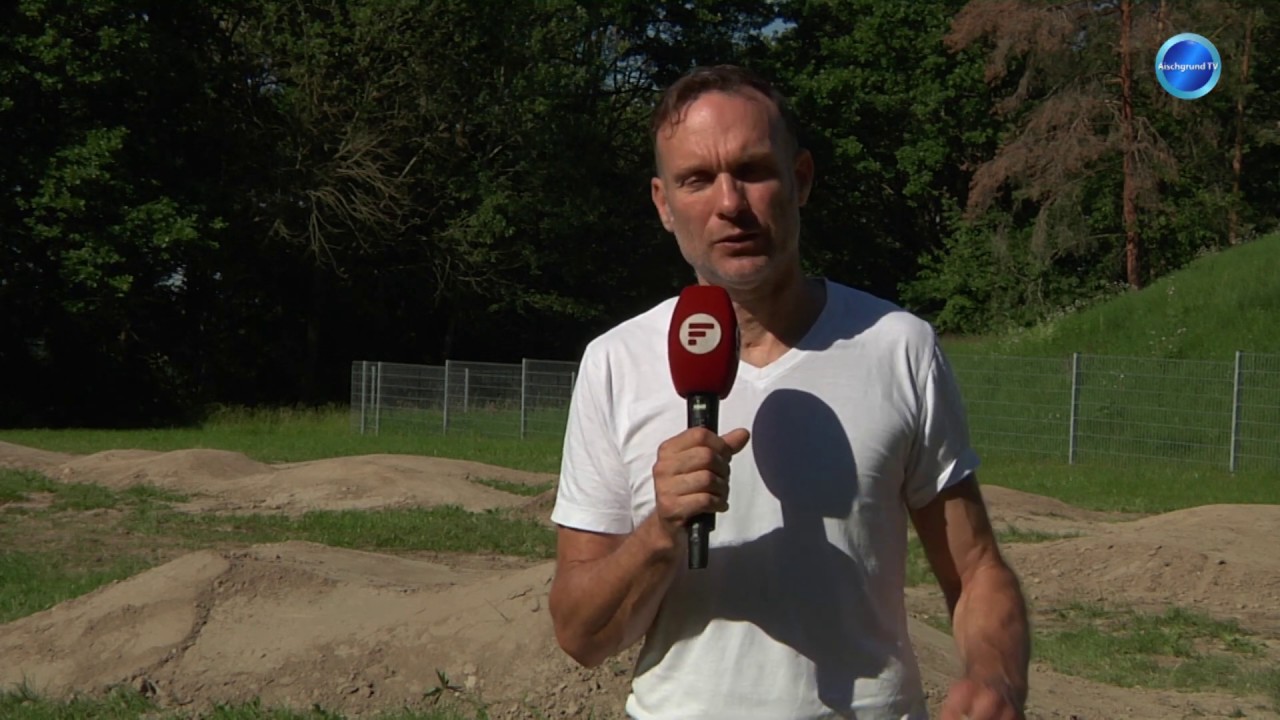 Schüler im Gelände - der Bikepark in Höchstadt
