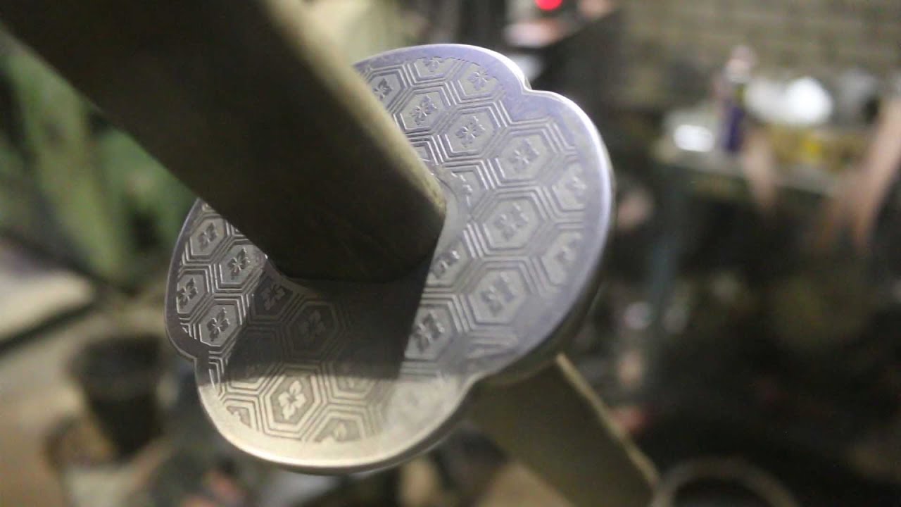 Holiday special, making holiday gifts.