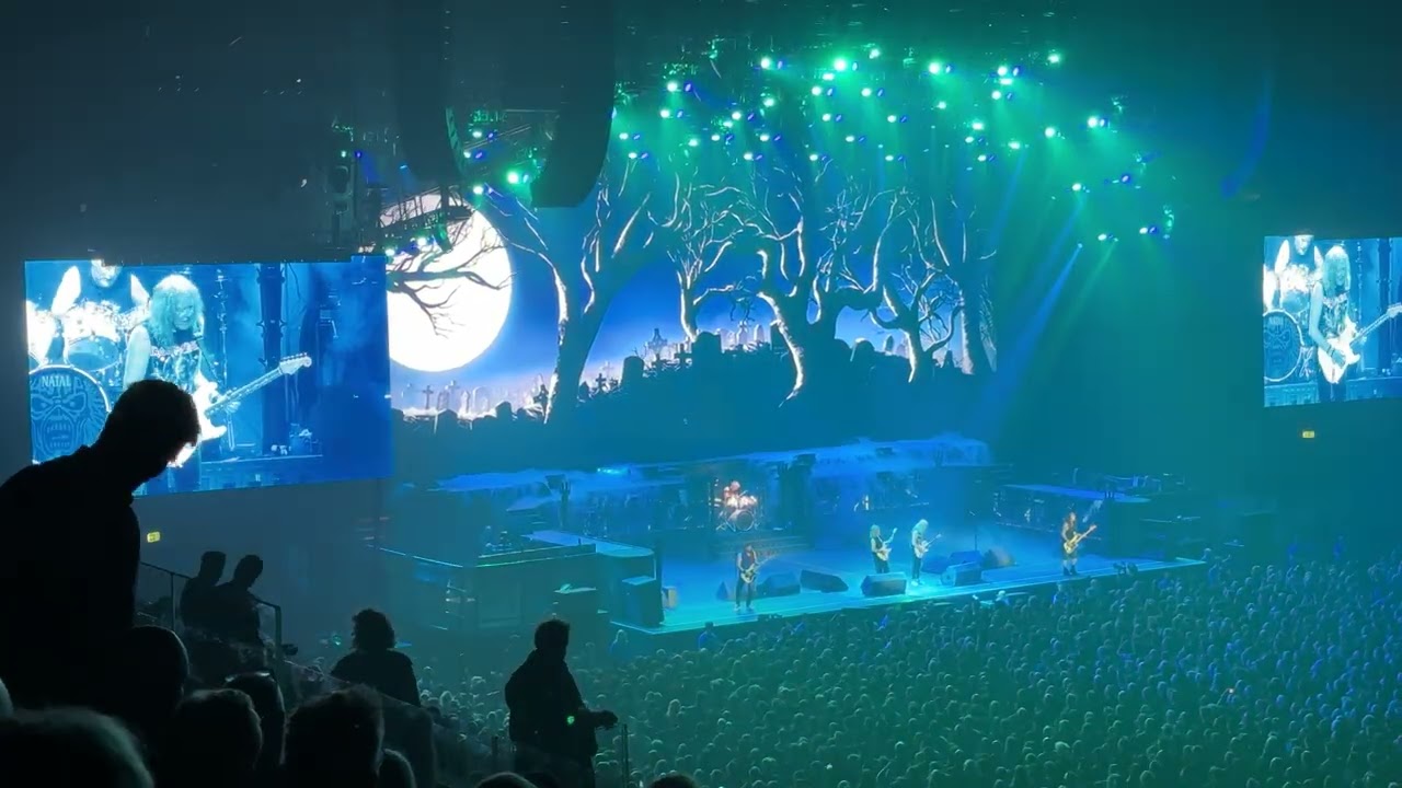 Iron Maiden - Fear of the Dark