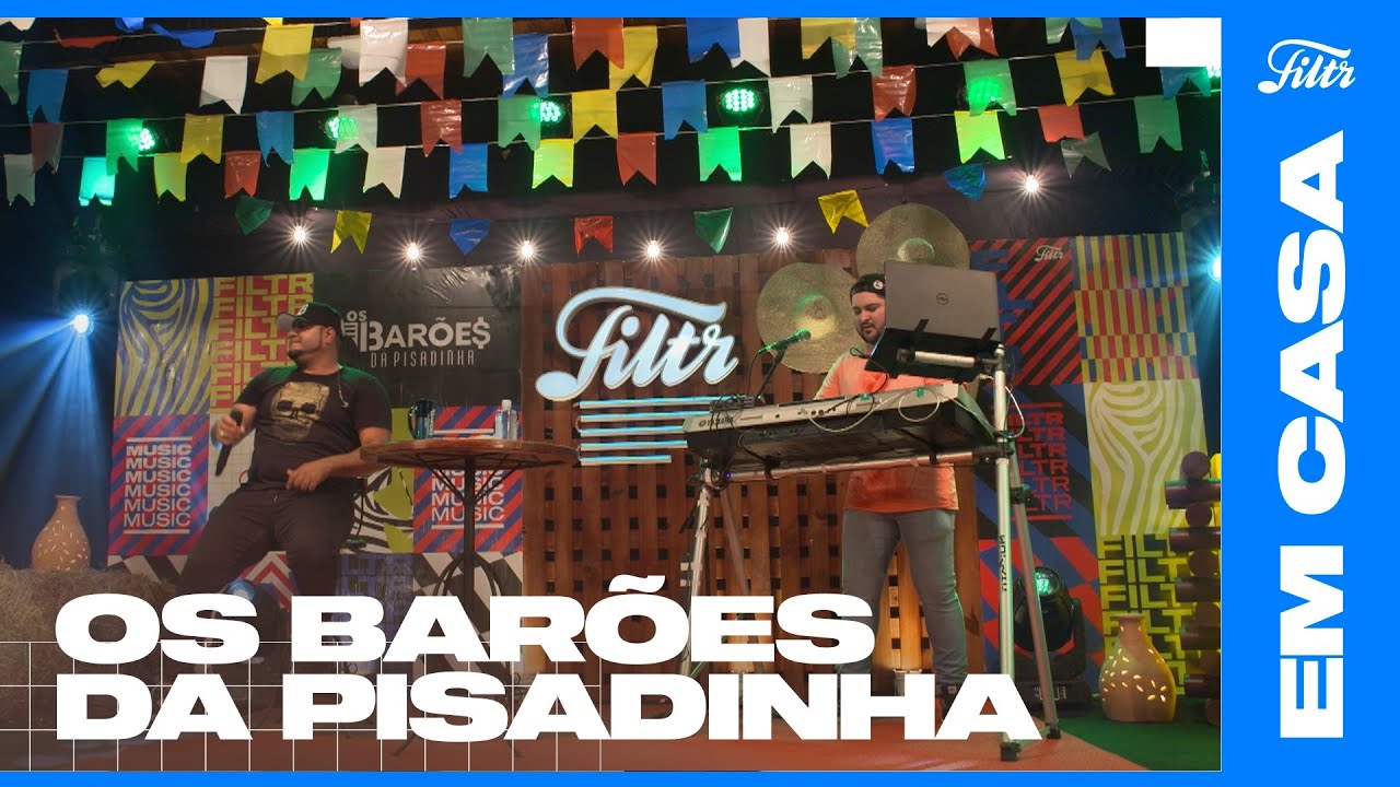 OS BAR&Otilde;ES DA PISADINHA - Batom De Ouro (Ao Vivo) | Filtr Brasil