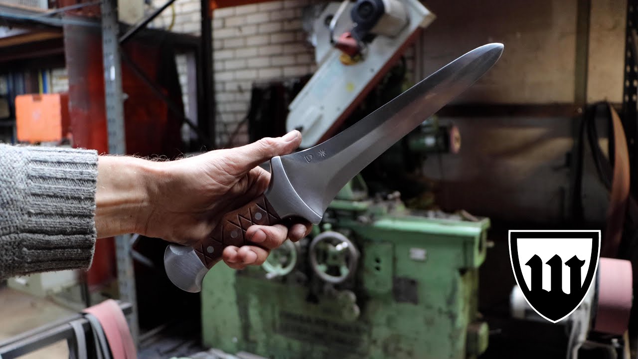 Forging a  bronze age inspired dagger, the complete movie.