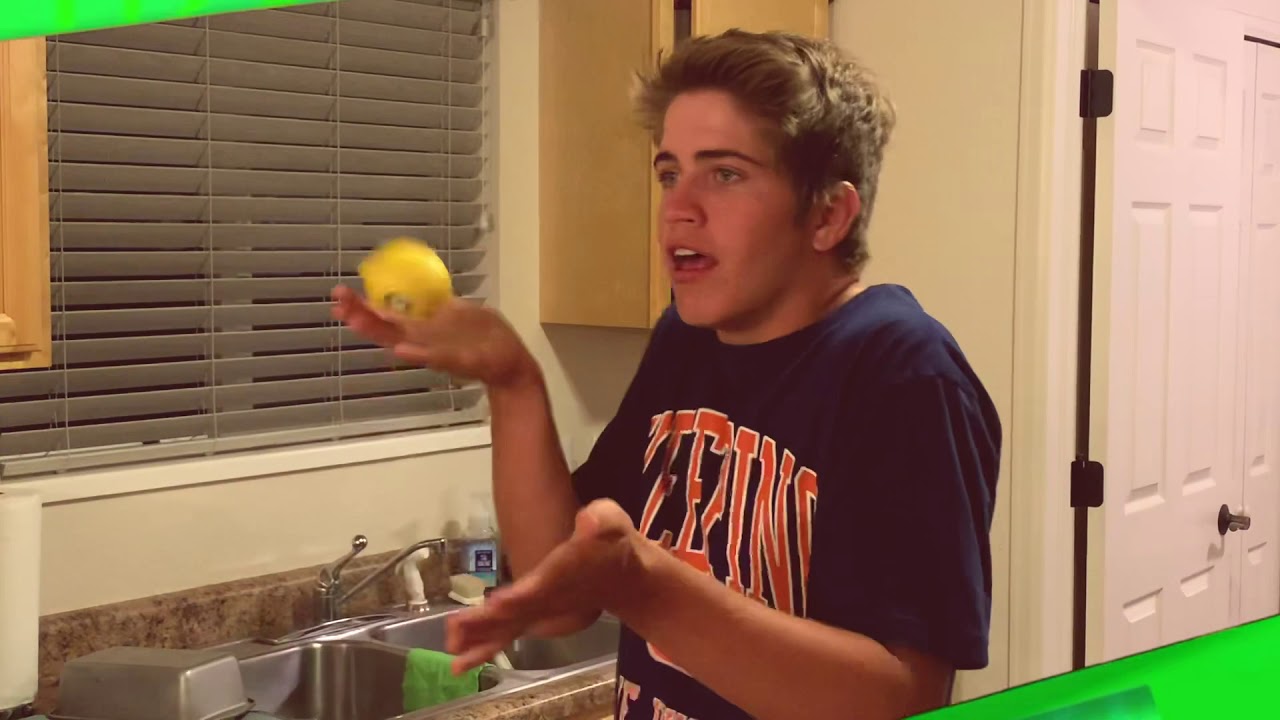 Trigg and Brayden - (Drake and Josh Intro Remake)