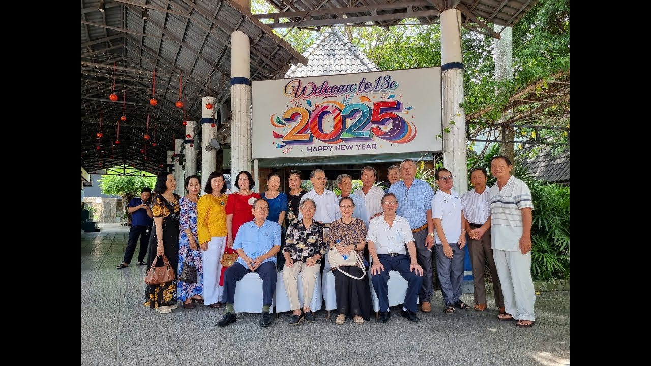 Họp mặt sau 45 năm - Rời mái trường thân yêu Bến Cát