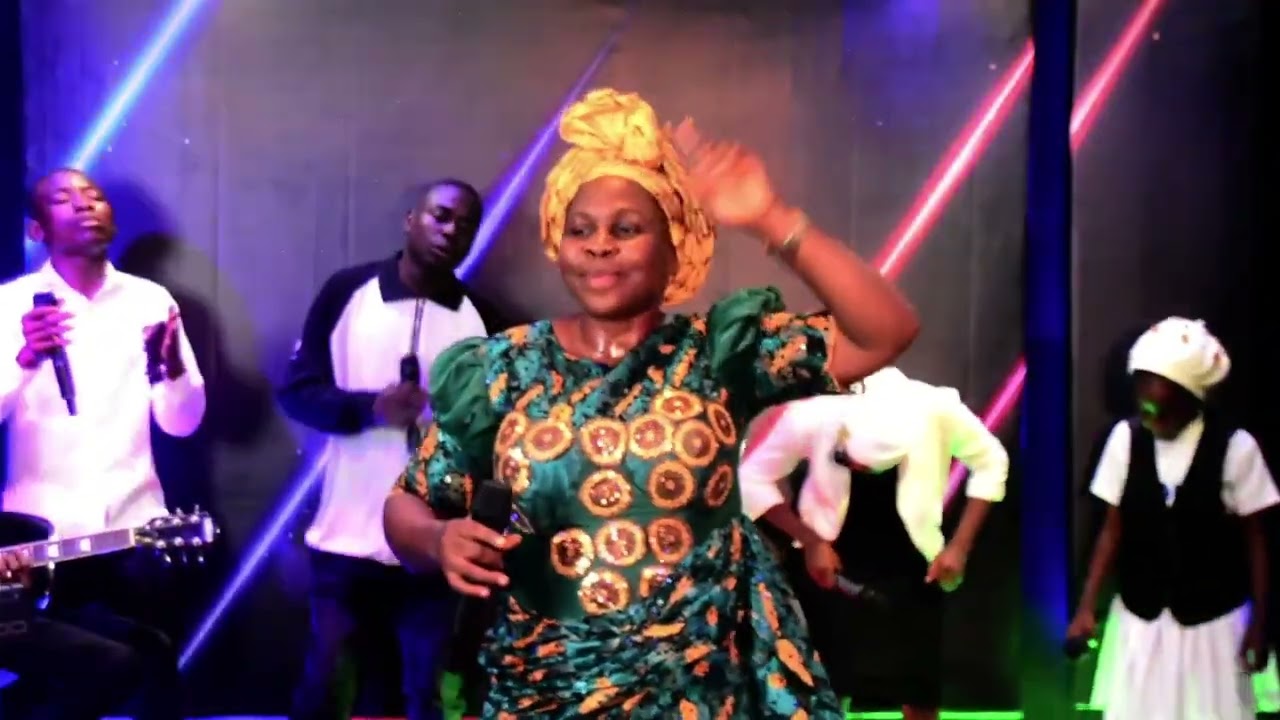 Ara meriri | Ayomine Gospel Music
