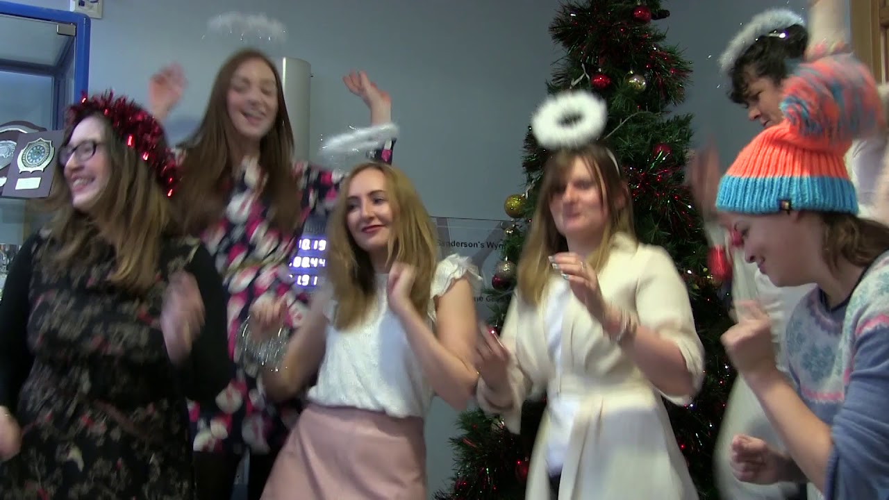 Merry Christmas 2017 from Sanderson's Wynd Primary School