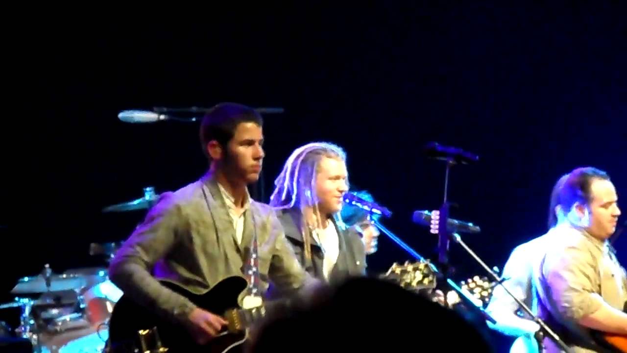 Jonas Brothers-Thinking About You/The A Team/Turn Right/Gotta Find You-São Paulo, Brazil-10.03.2013