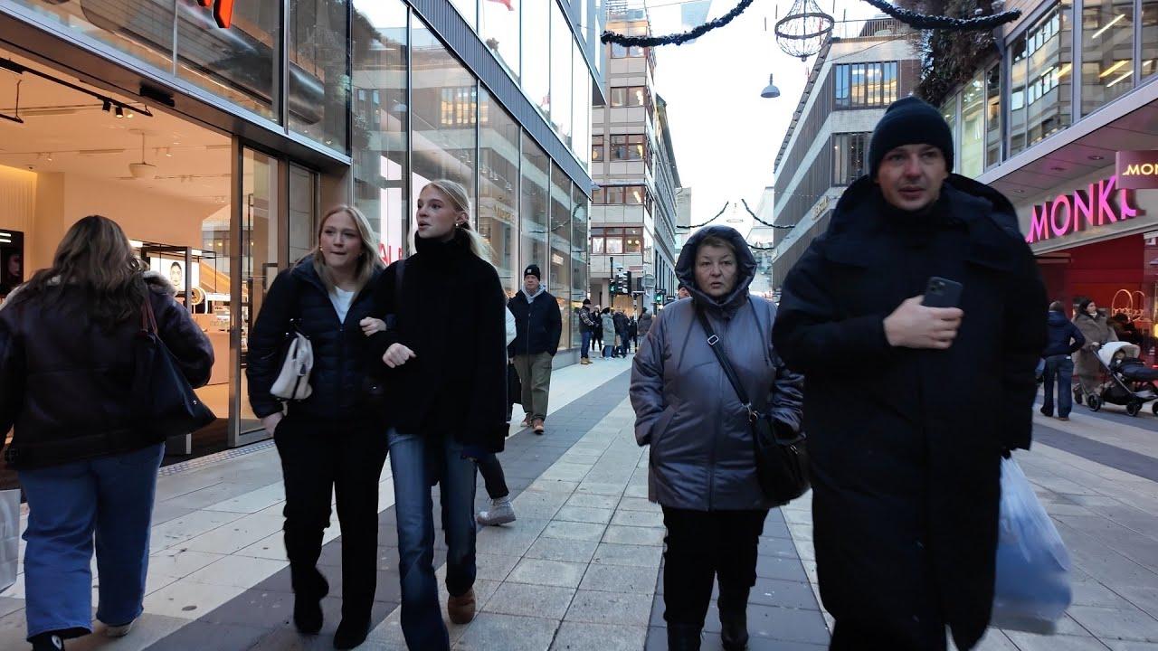 Stockholm, Sweden | Winter Magic in Stockholm: Snow, Royal Palaces & Skiing Fun in -17&deg;C!