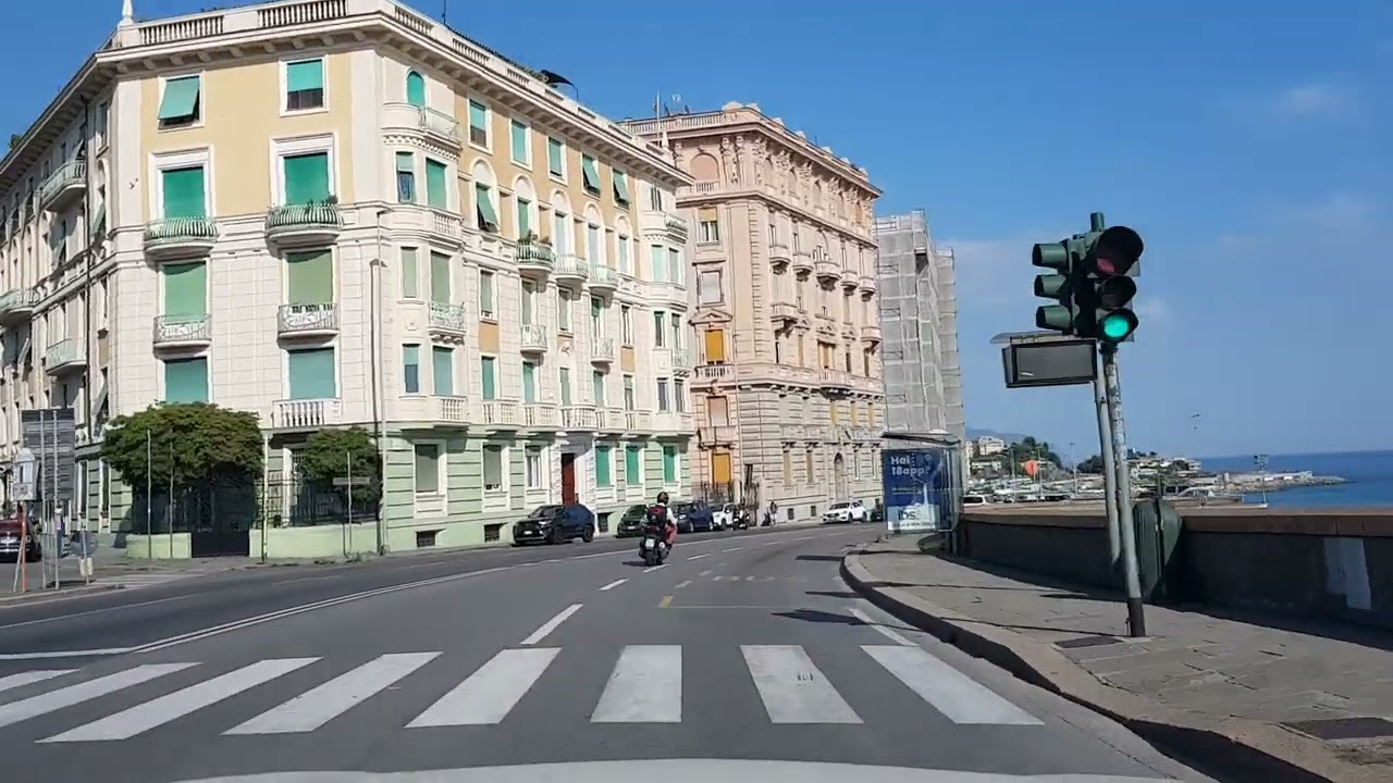 Italia - Porto di Genova, Piazza Dinegro, Via Bruno Buozzi, Via Alpini D'Italia, Via Caprera.