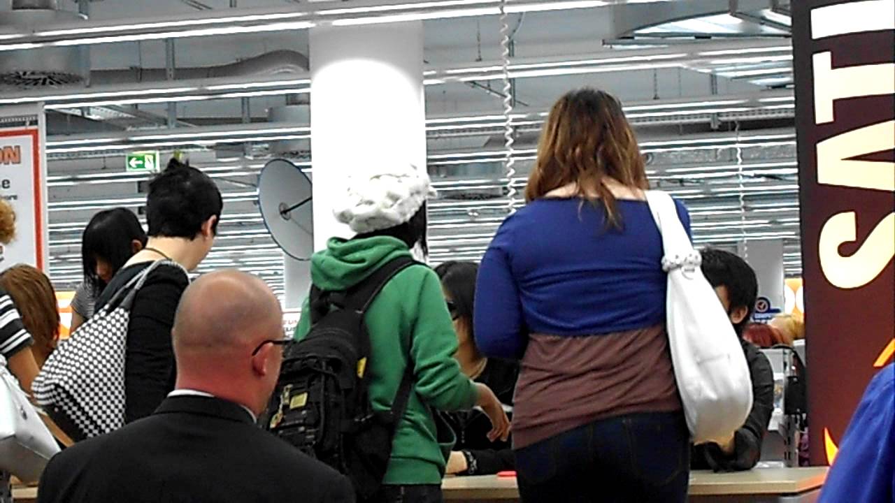 Dir en grey signing session Berlin 22.08.2011 Part 3