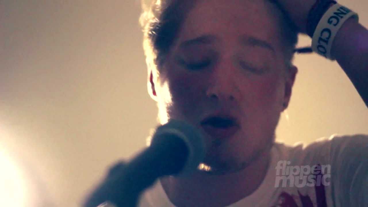 Outline In Color - Promises (FlippenMusic Acoustic Session)