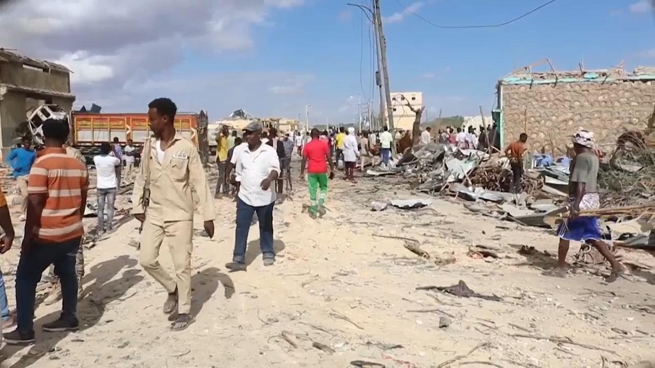 Witness and regional governor react to deadly explosion in Beledweyne, Somalia