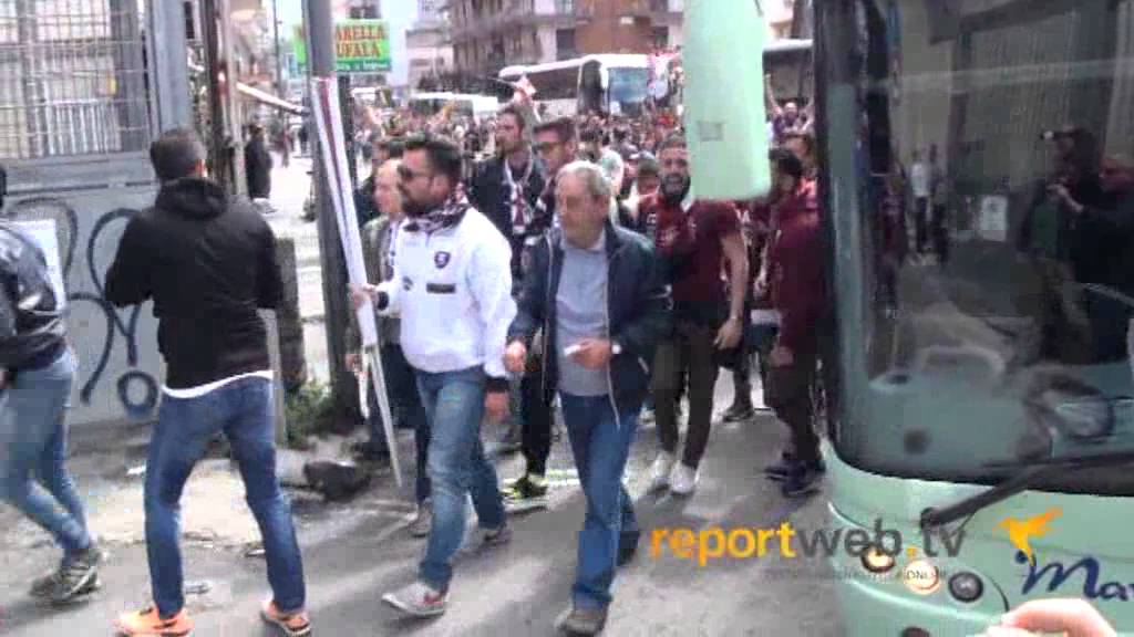 Arrivo dei tifosi della Salernitana