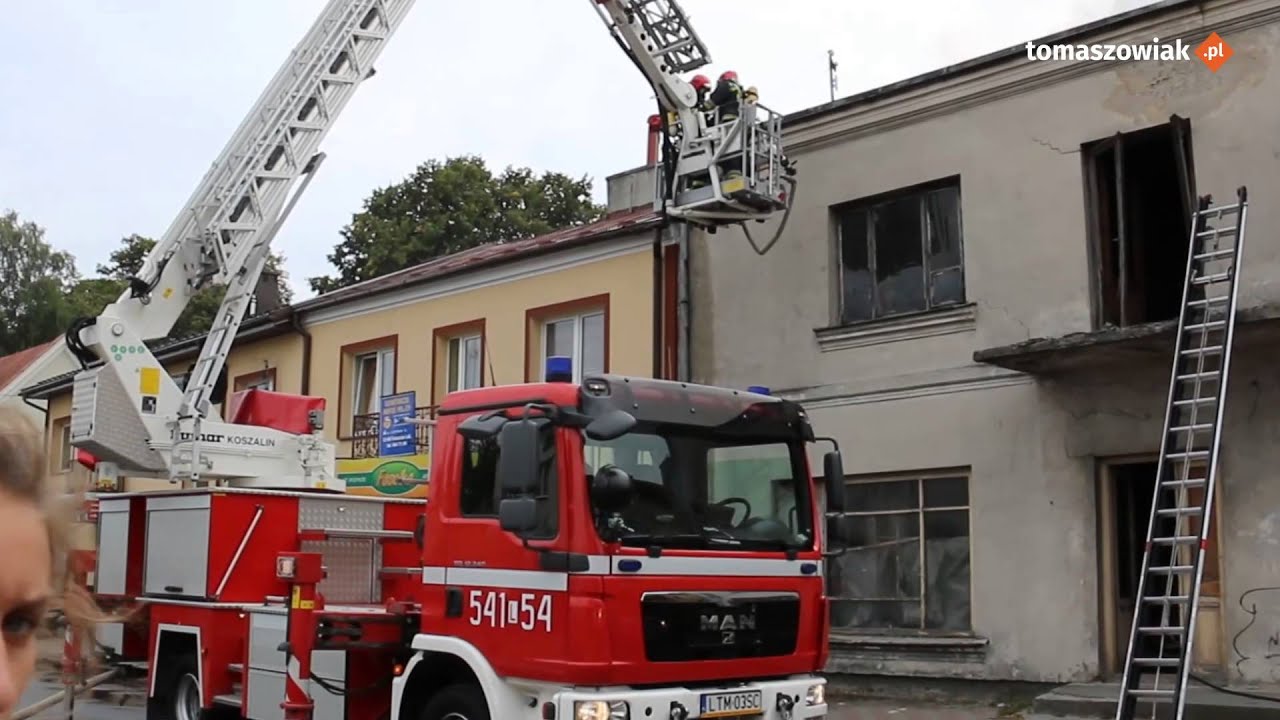 Pożar starej kamienicy przy ul. Listopadowej [tomaszowiak.net]