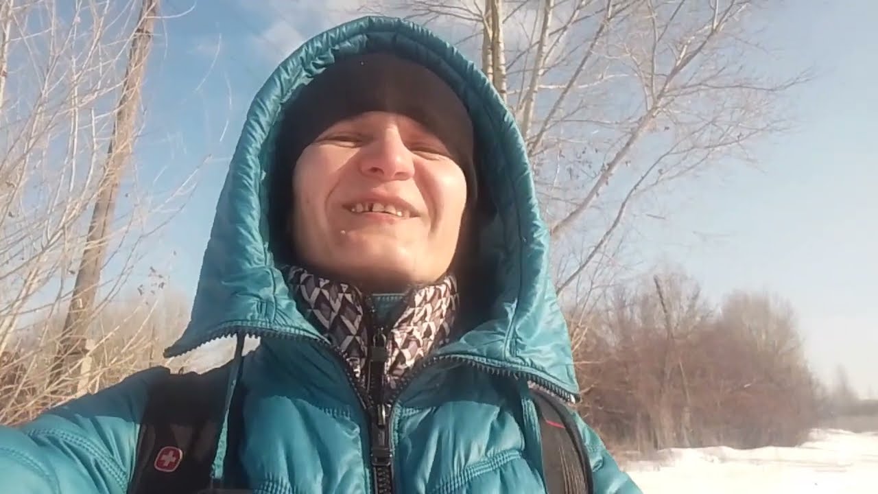 ИДУ НА ОСТАНОВКУ ОГОРОДНУЮ. ПОЕХАЛА К СТОМАТОЛОГУ В TEMART ДЕЛАТЬ ЗУБ. СЛЕТЕЛА ПЛОМБА. ЖДУ АВТОБУС 🚍