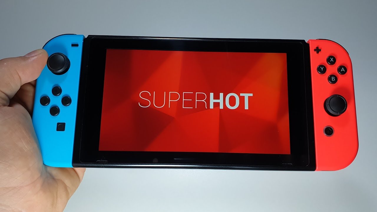SUPERHOT - SHOOTER - Nintendo Switch handheld gameplay
