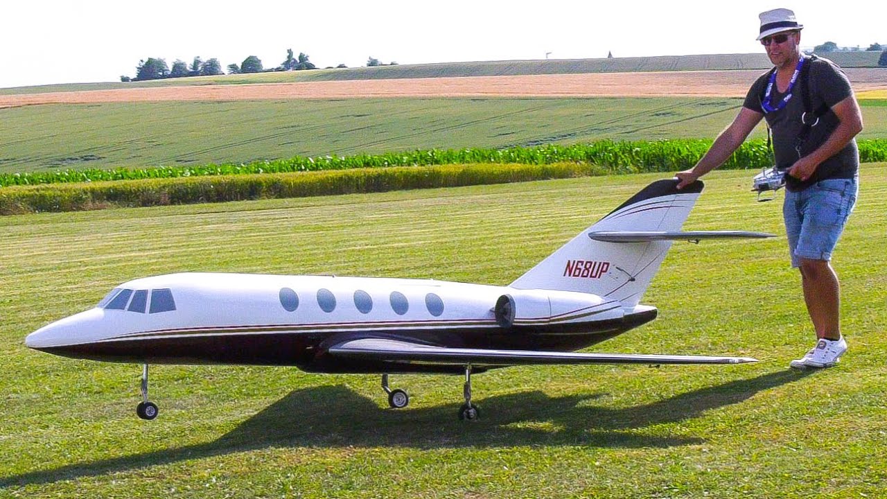 WOW !!! AMAZING !!! RC MODEL AIRPLANE TURBINE JET DESAULT FALCON 20 FLIGHT DEMONSTRATION