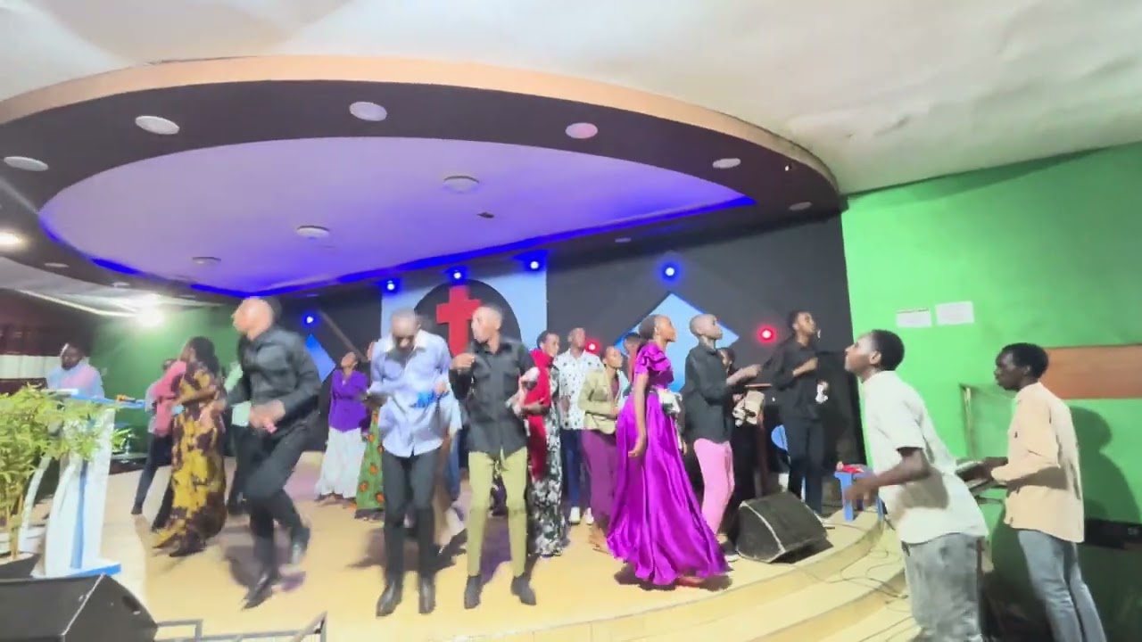 UMUKUNGA UDASANZWE 🎹🎹