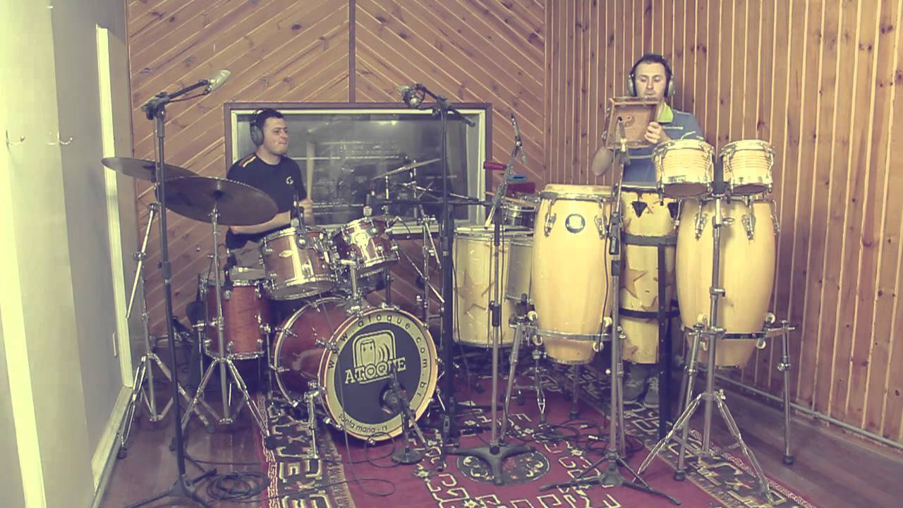 M&aacute;rcio Kbecinha e Candido J&uacute;nior - Bateria e Percuss&atilde;o ( Vaneir&atilde;o do Civ&eacute;io )