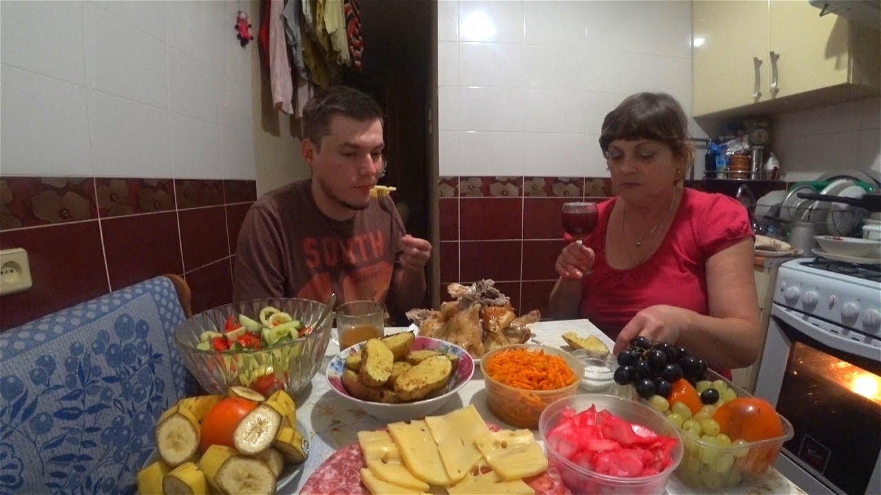 ПРАЗДНИЧНЫЙ УЖИН ЗА 1000 РУБЛЕЙ (425 ГРН)