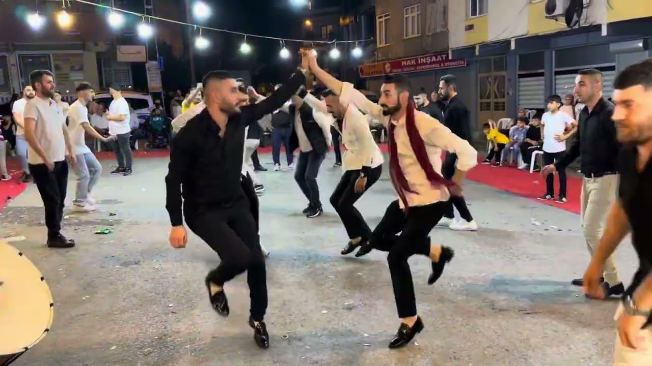 Sarı Maşo Folklor ekibi 