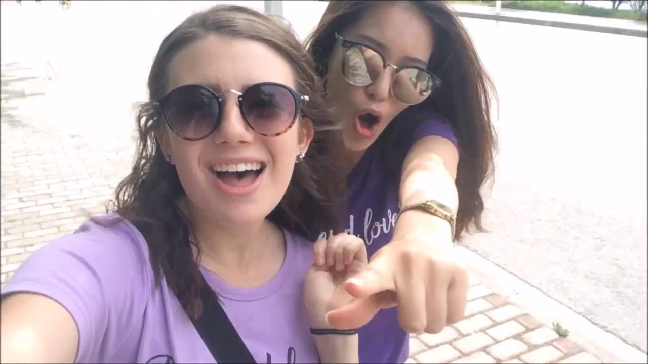 What Makes You Beautiful- One Direction [Music Video]