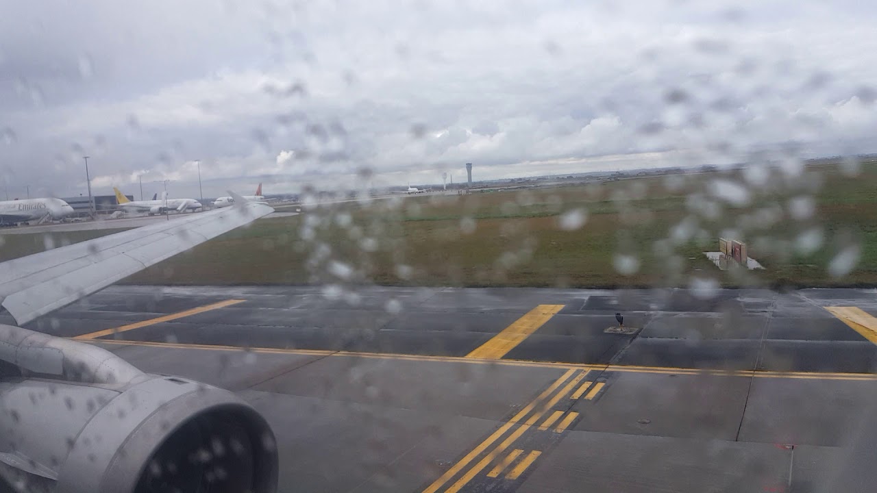 Jetstar Airbus A320 Takeoff from Melbourne Tullamarine Airport {MEL/YMML}