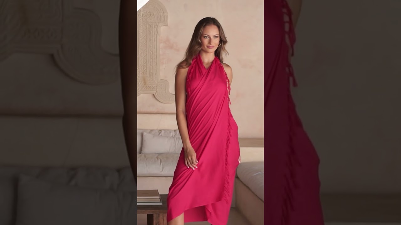 Last-Minute Valentine&rsquo;s Gift? 🎀 This Chic Sarong Has You Covered!