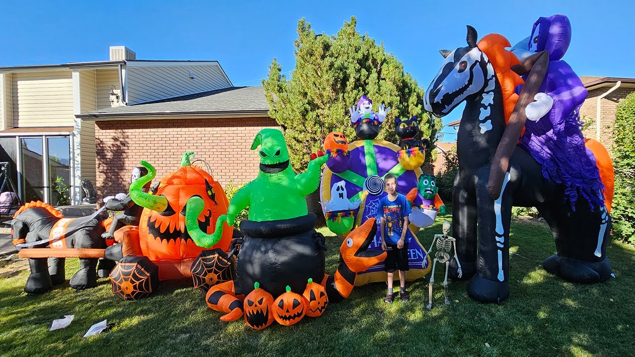 Unboxing 4 New Halloween Inflatables!