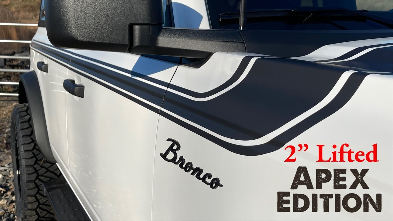 2022 Ford Bronco 2