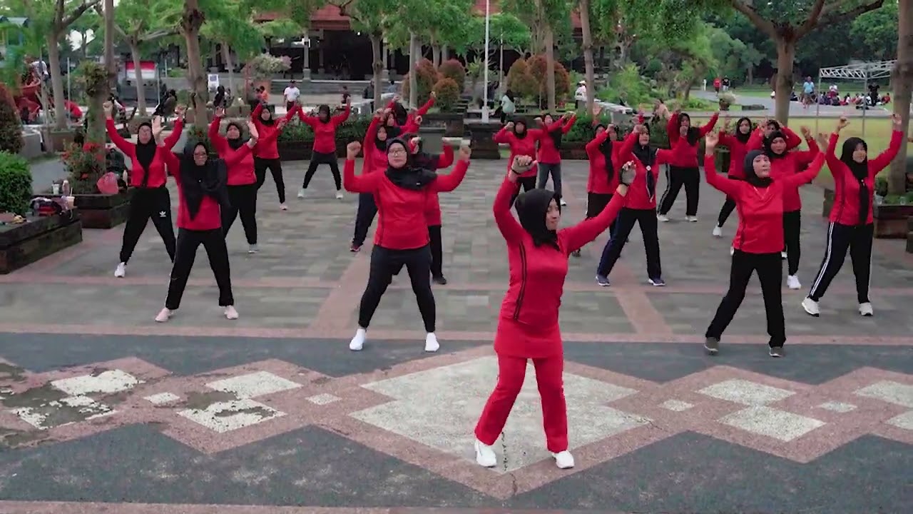 Senam SAWANGEN Banyuwangi#DANGDUT#djviral #gotik senam bali