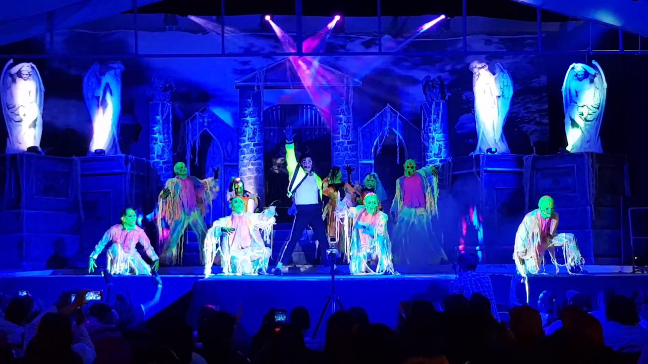 Imitador de Michael Jackson Invasion Zombie Feria de Chapultepec Thriller 2017