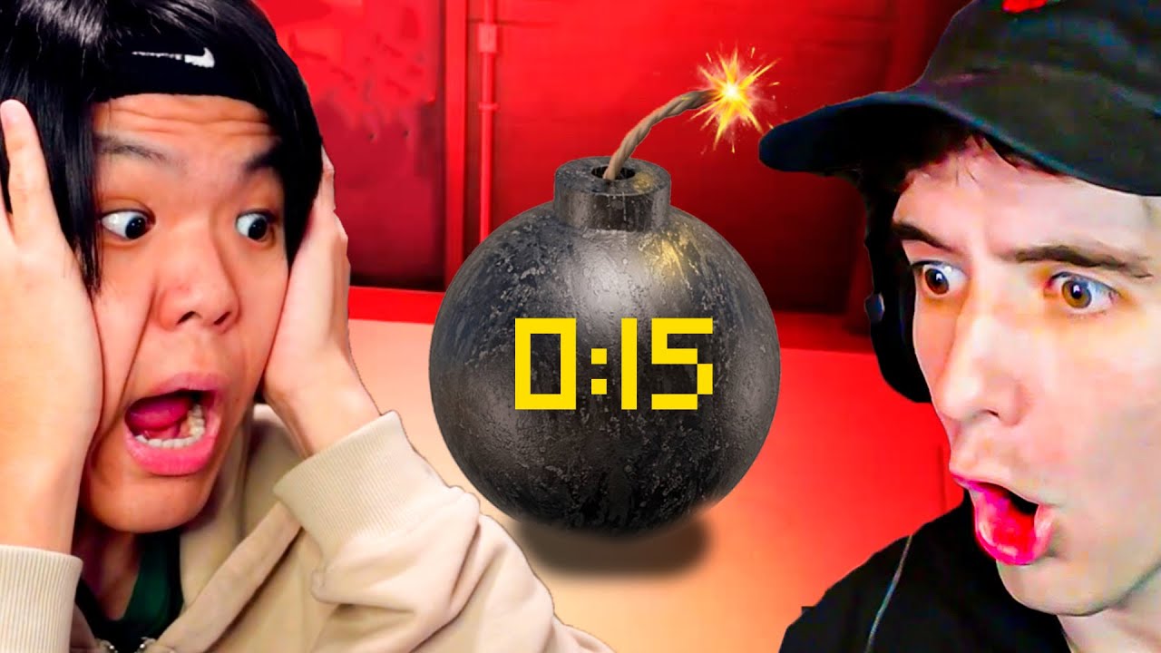 dos tontos desactivando una bomba 💣
