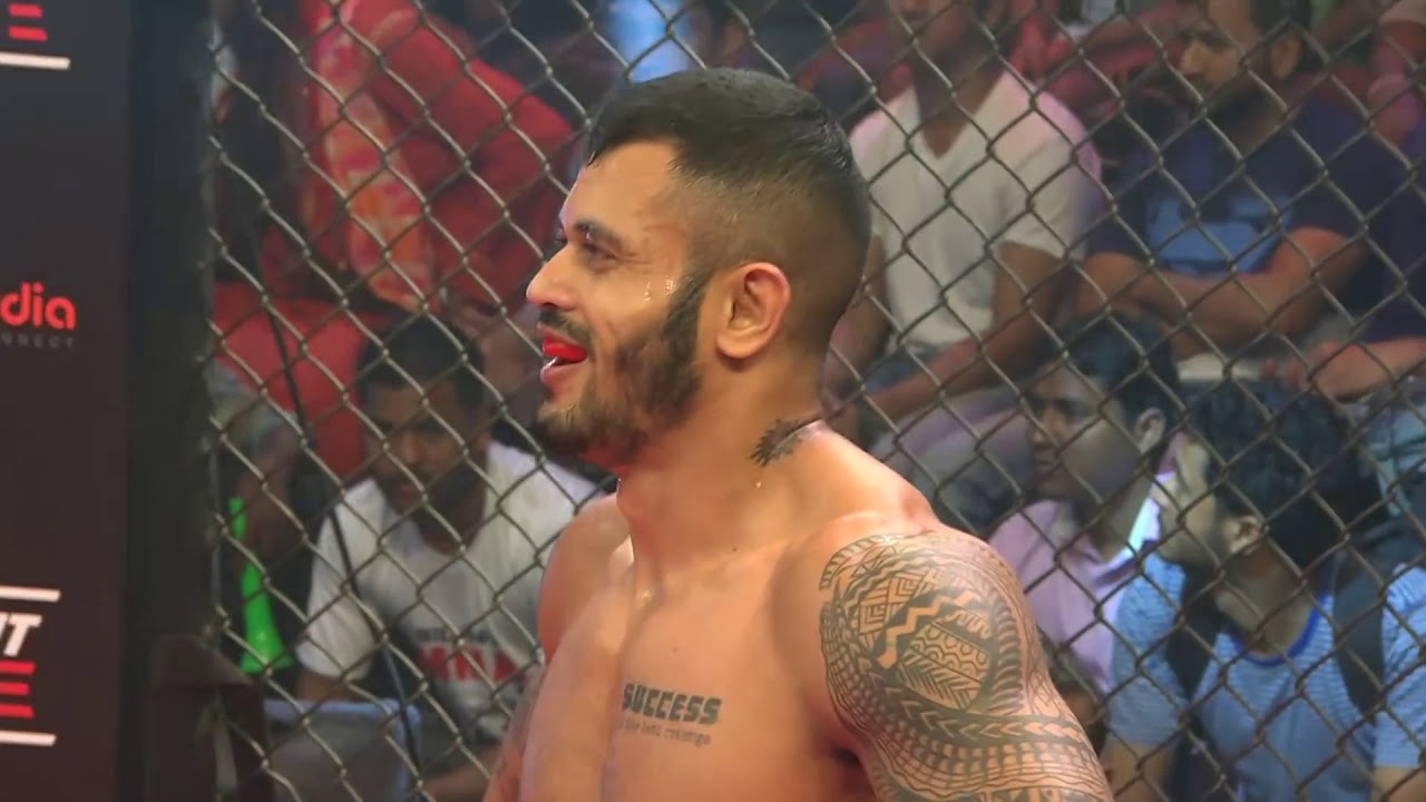 MTV Super Fight League - Naveen Joon Vs Bhabajeet Choudhury - Bidang MMA & Fitness Gym