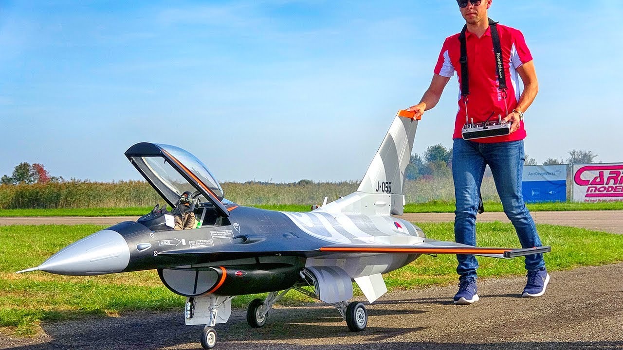 XXL F-16 RC TURBINE JET SCALE 1:5! FINAL MODELLBAU! DEMO FLIGHT FROM FELIX LEIDMANN | JET POWER 2018