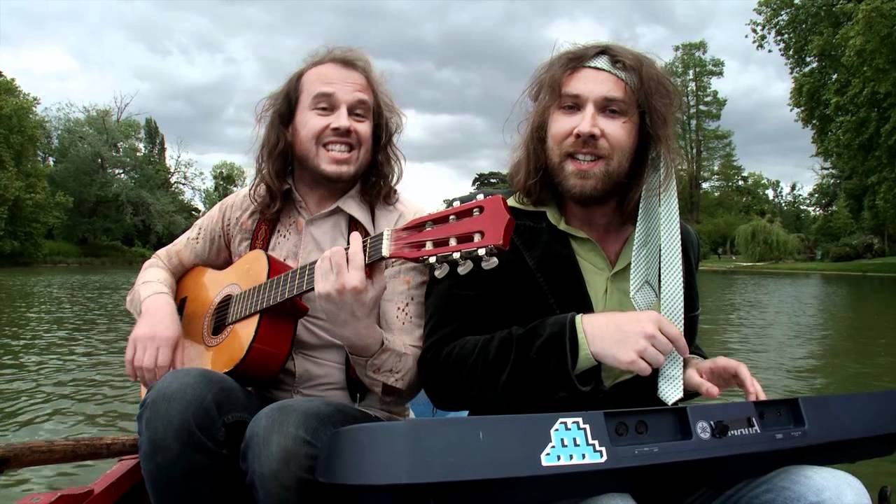 Hippy End (La Chanson du Dimanche S05E14)