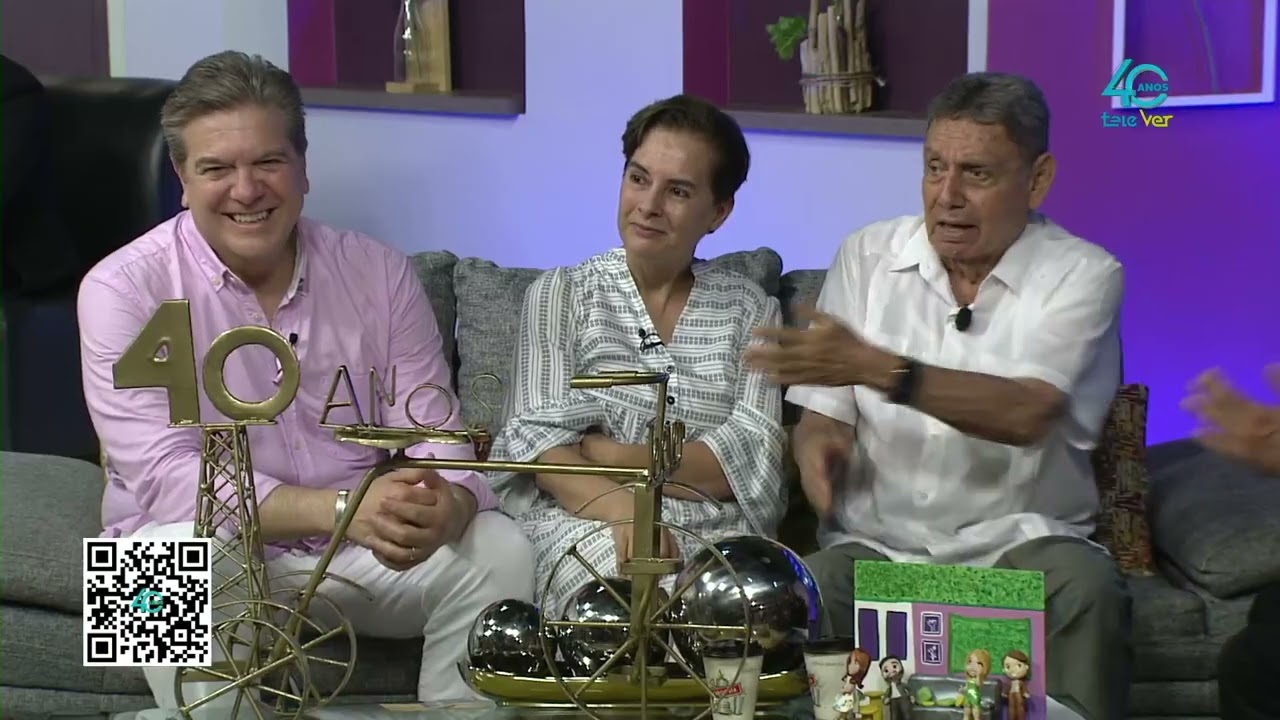 Francisco Gonz&aacute;lez Alonso, Ra&uacute;l Peimbert y Gabriela C&aacute;rdenas se reencuentran