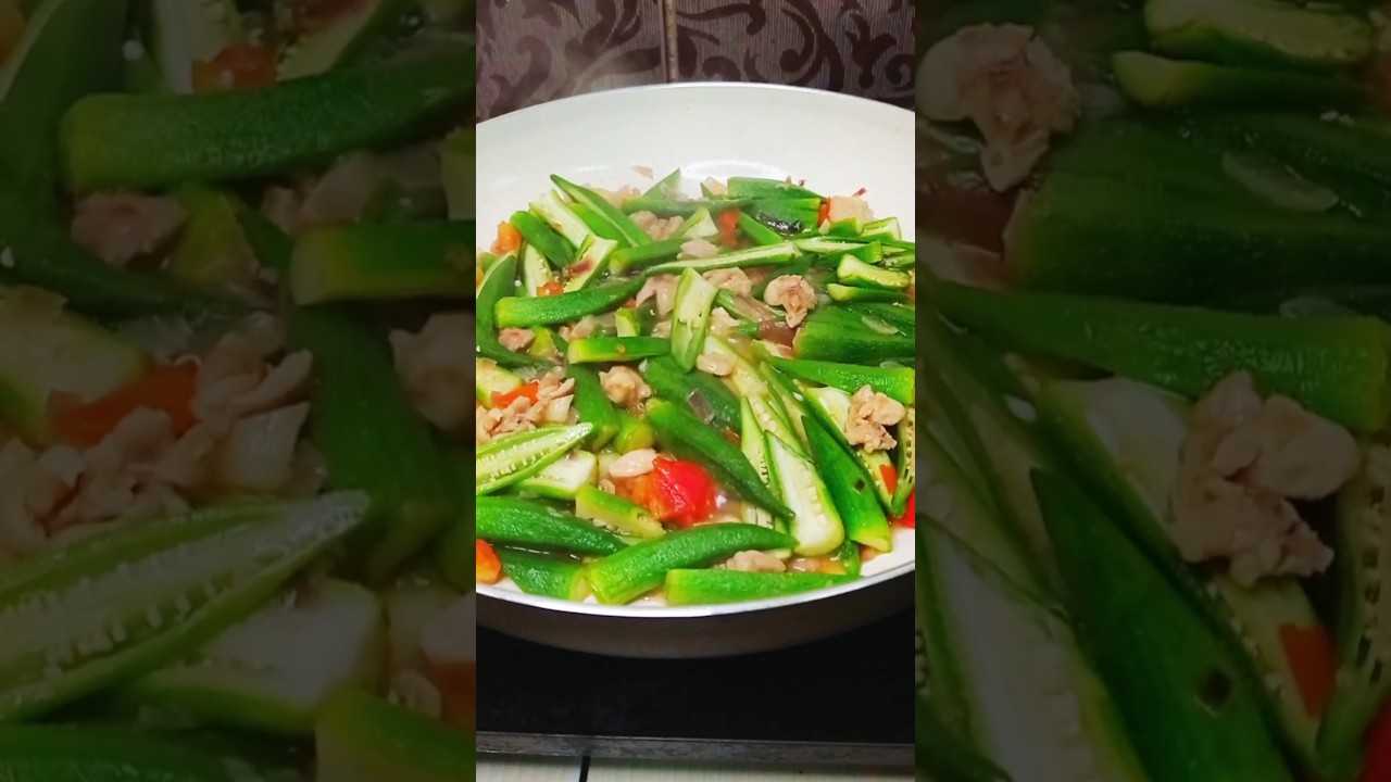 GINISANG OKRA WITH CHICKEN