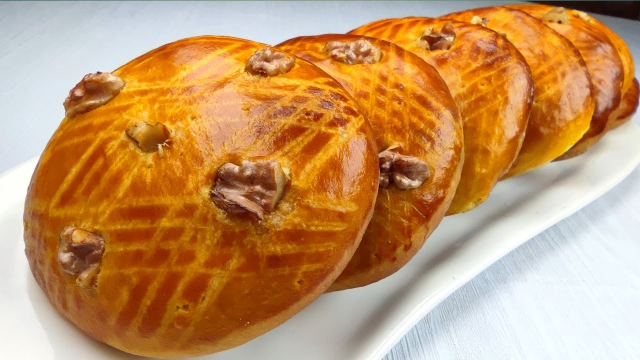 طرز تهیه نان گاتای سنتی ارمنستان ، نرم و خوشمزه با یک مغزی خاص و متفاوت مخصوص میان وعده