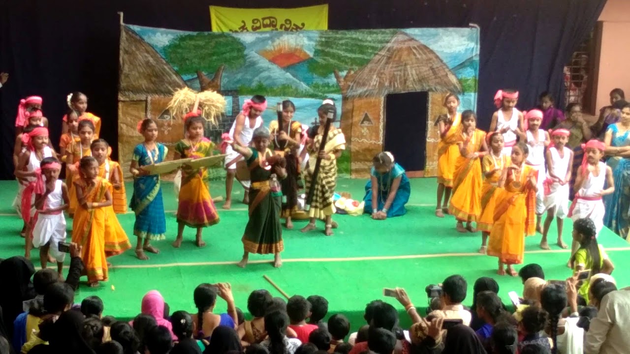 Malenadina Moolenaage Folk Dance Performance by Vinayaka Vidyanikethan School Nelamangala
