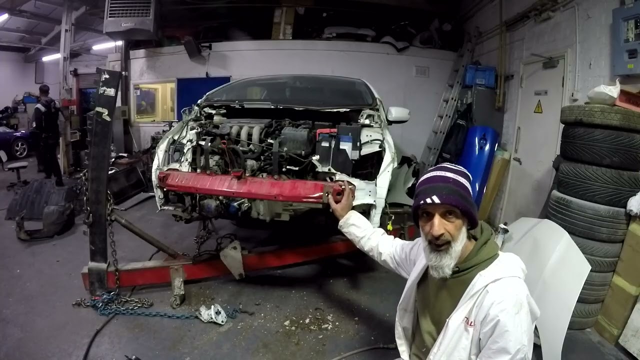 REPAIRING CRASH ACCIDENT DAMAGED HONDA FROM SYNETIQ