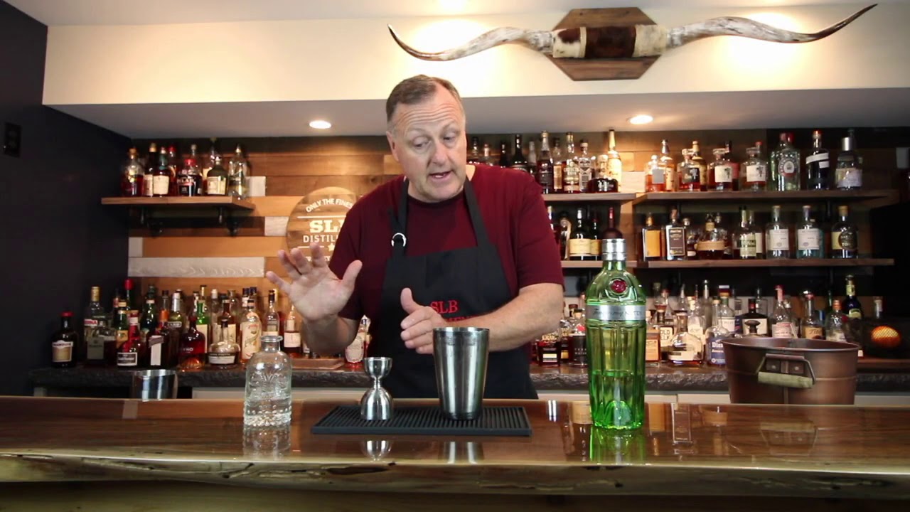 How to make the Gin Gimlet - Simple And Delicious