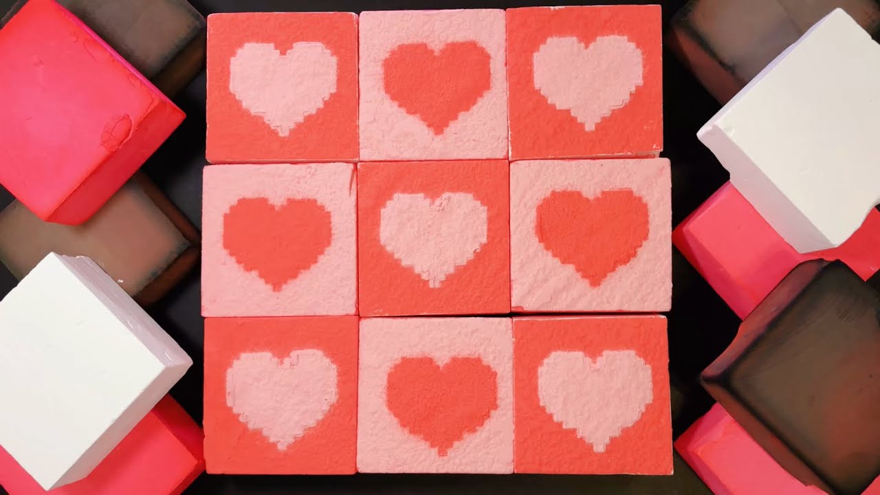 Gym Chalk ASMR | Dyed 💖🖤 Love heart | 🫶🏻Part 2/3 | Crispy | Crush | Oddly Satisfying | Sleep Aid
